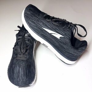 Altra Women’s Escalante 2.5 Black Foot Shape Athletic Running Sneakers Size- 9.5